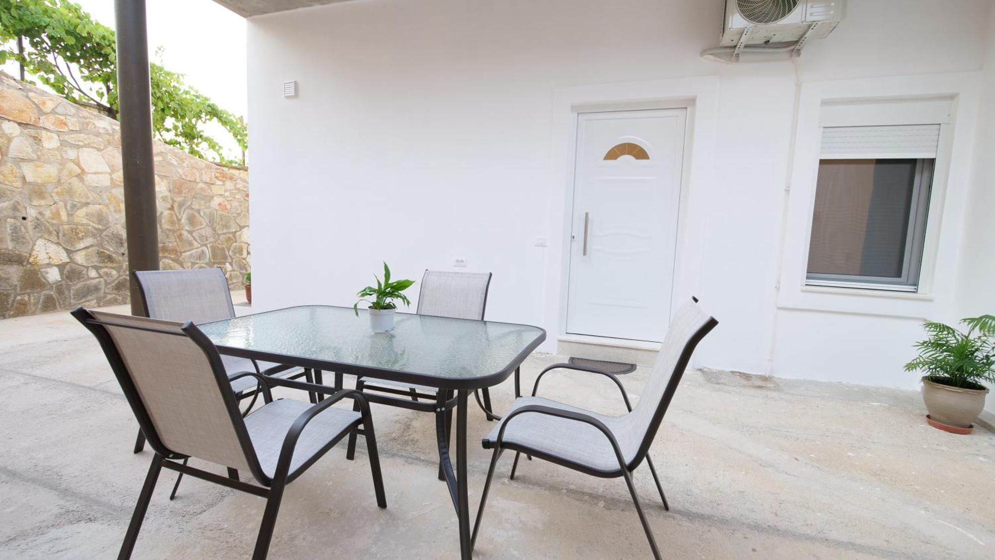 Blue Mare Apartments ซารานเดอ ภายนอก รูปภาพ