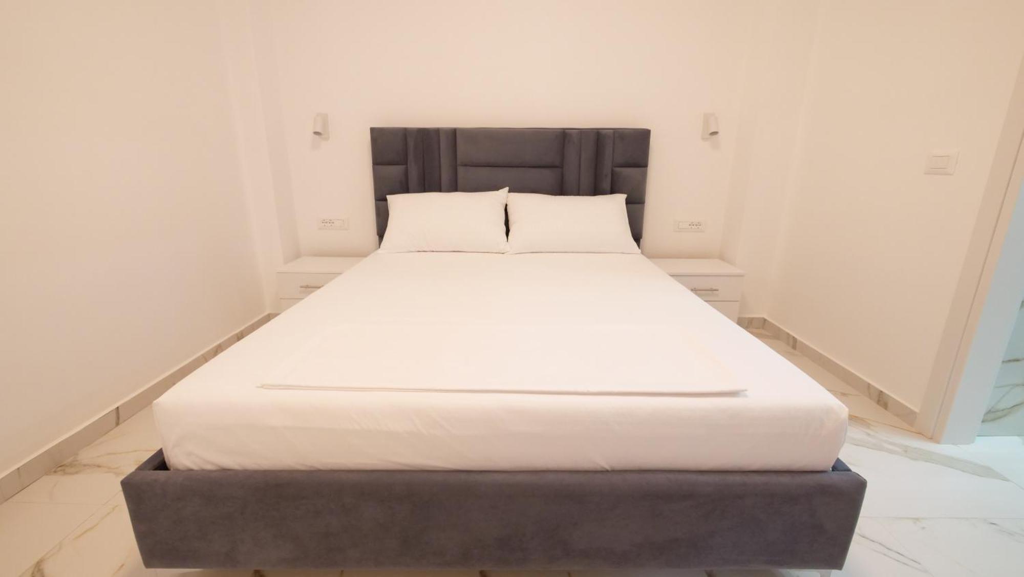 Blue Mare Apartments ซารานเดอ ภายนอก รูปภาพ