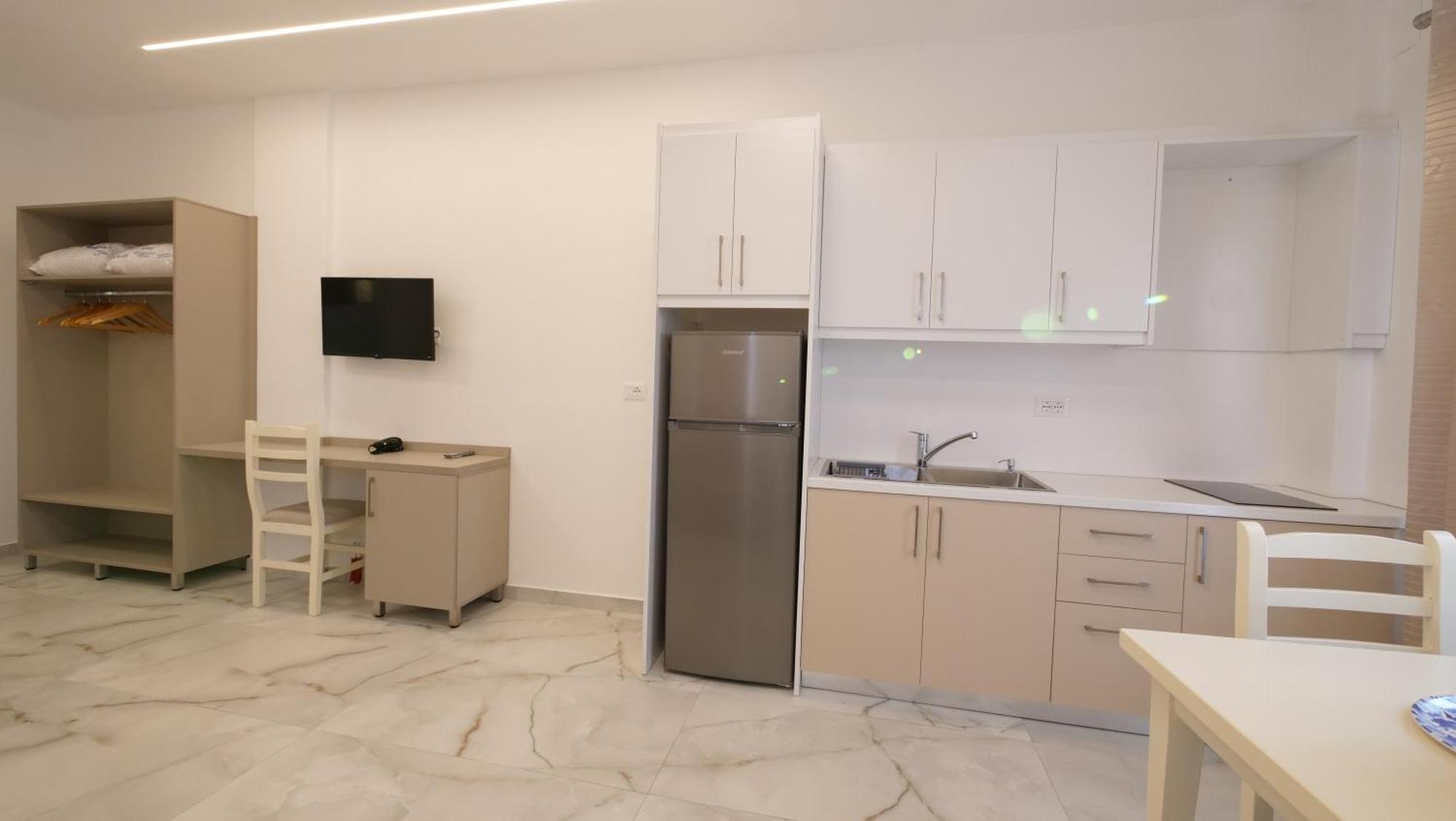 Blue Mare Apartments ซารานเดอ ภายนอก รูปภาพ