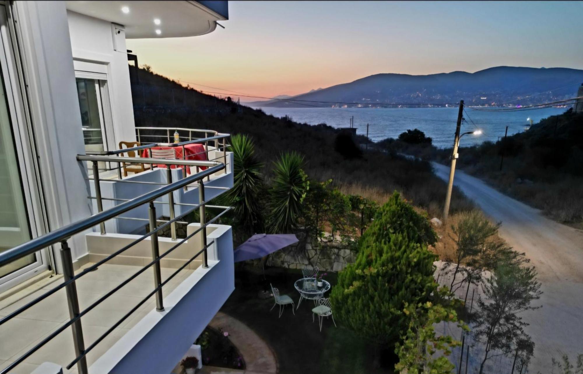 Blue Mare Apartments ซารานเดอ ภายนอก รูปภาพ